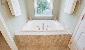 1413 OLMSTED Dr, Bear, DE 19701