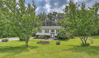221 Mountain Edge Dr, Beaver, WV 25813