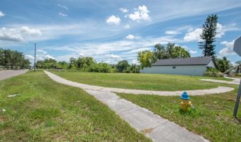 102 LOOKOUT Dr, Apollo Beach, FL 33572