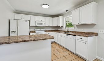 2585 Pow Rd, Baxter, TN 38544