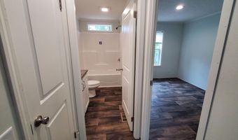 70 Shepherd Dr, Bangor, ME 04401