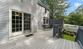 7 Cathedral Ct, Cumberland, RI 02864
