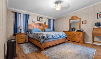 6679 NW 27th Pl, Bell, FL 32619