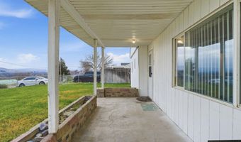 1107 11th St, Benton City, WA 99320