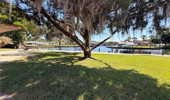 1640 JUNO Trl 205B, Astor, FL 32102