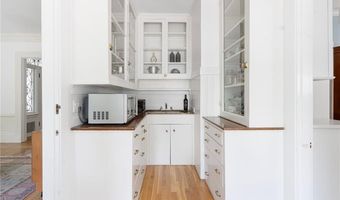 291 Spencer Ave, Warwick, RI 02818