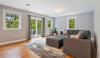 271 Red Gate Ln, Acton, ME 04001