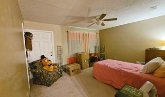 5902 WOODCLIFF St, Albany, GA 31721
