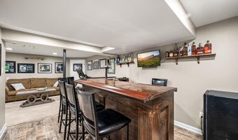 42 EMERALD RIDGE Dr, Bear, DE 19701
