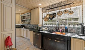 15 Pepperell Rd, Brookline, NH 03033