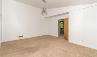 330 Broken Lance Pl, Alpharetta, GA 30022