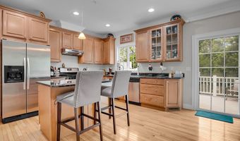 139 Prospect St 7, Acton, MA 01720