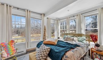 92 Pinewood Ave, Bethlehem, NH 03574