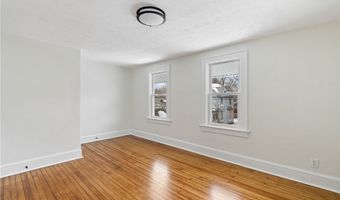 378 Cross St, Akron, OH 44311