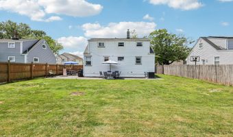 30 Clark Pl, Avenel, NJ 07001