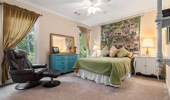 3698 Lakeview Dr, Tucker, GA 30084