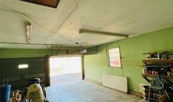 306 N Cherokee St, Beggs, OK 74421
