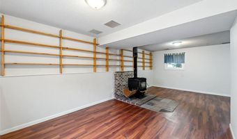 1213 S 14th St, Adel, IA 50003