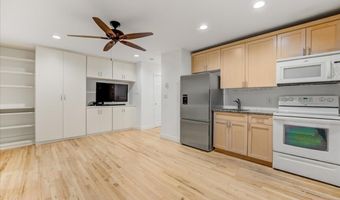 201 2nd Ave 4B, Belmar, NJ 07719