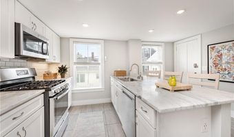 43 Farewell St 2, Newport, RI 02840