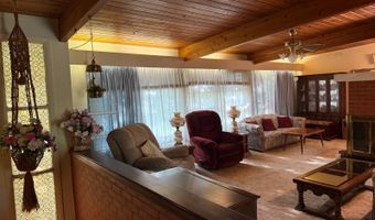 606 N Maple St, Ainsworth, NE 69210