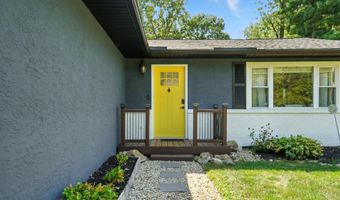 4590 E Johnstown Rd, Columbus, OH 43230