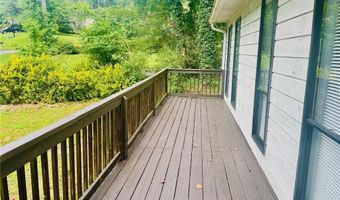 231 Lake Forest Dr, Acworth, GA 30102