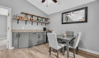 655 BURTONS COVE Way 14, Annapolis, MD 21401