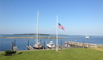 9 Hope St, Bristol, RI 02809
