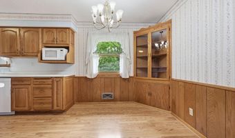 4002 7th Ave, Anoka, MN 55303