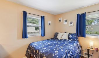 30 Clark Pl, Avenel, NJ 07001