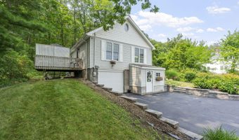 941 Altamont-Voorheesville Rd, Altamont, NY 12009