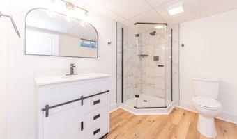 1836 Virnankay Cir, Ann Arbor, MI 48103