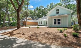 14 Grande Oaks Way, Beaufort, SC 29907