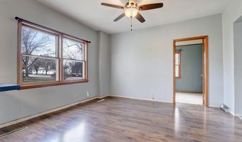 910 2nd Ave, Armstrong, IA 50514
