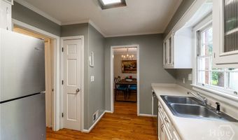 140 Rollingwood Dr, Athens, GA 30605