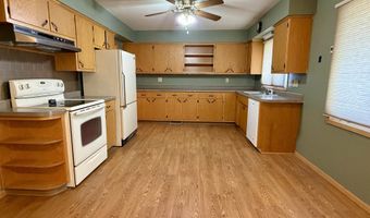 1107 4Th Ave, Ackley, IA 50601
