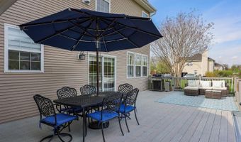 5 Denise Dr, Allentown, NJ 08501