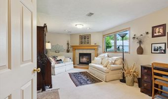 4170 Riverview Dr, Alma, MI 48801