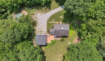 69 King Rd, Bedford, NH 03110