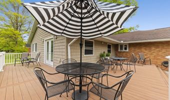 1319 Glamorgan St, Alliance, OH 44601