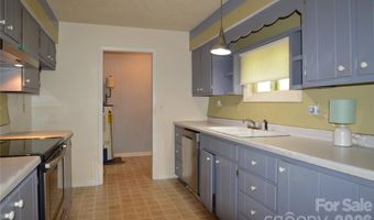 184 Laurel Rd, Arden, NC 28704