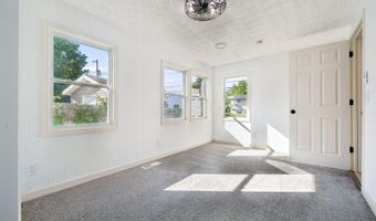 5999 Ambleside Dr, Columbus, OH 43229