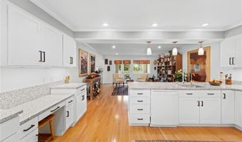 27 Eagle Dr, North Kingstown, RI 02852