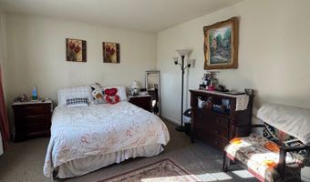 6 Irving Pl, Danbury, CT 06810