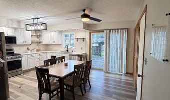 1620 E Elm St, Algona, IA 50511