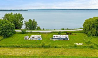 2657 W Shore Rd, Alburgh, VT 05440