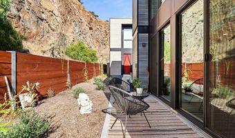 8268 High St, La Mesa, CA 91941