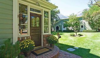 850 Sheridan Ln, Gardnerville, NV 89460