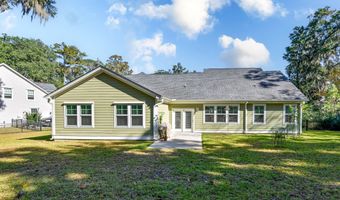 20 Sand Piper Dr, Beaufort, SC 29907
